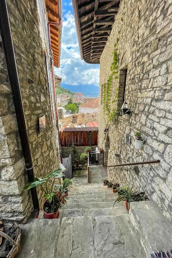 Bujtina Kodiket Guesthouse Berat 0*,