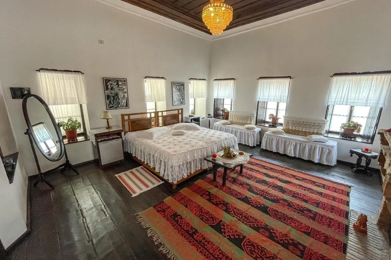 Bujtina Kodiket Guesthouse Berat 0*,